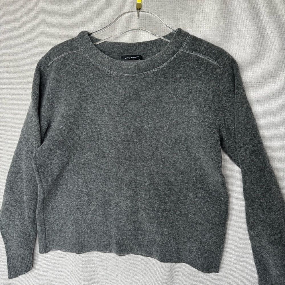 Gray Women's Sweater. Club Monaco S. wool blend.